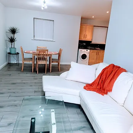 Cosy And Warm Belfast Central 2 Beds Apartment Exterior photo