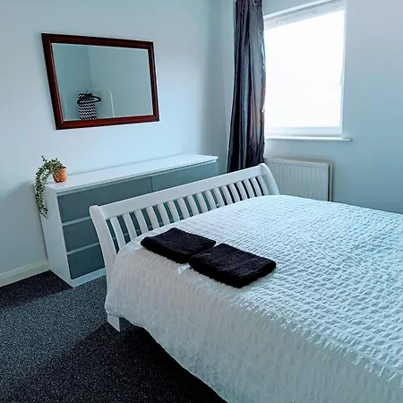 Cosy And Warm Belfast Central 2 Beds Apartment Exterior photo