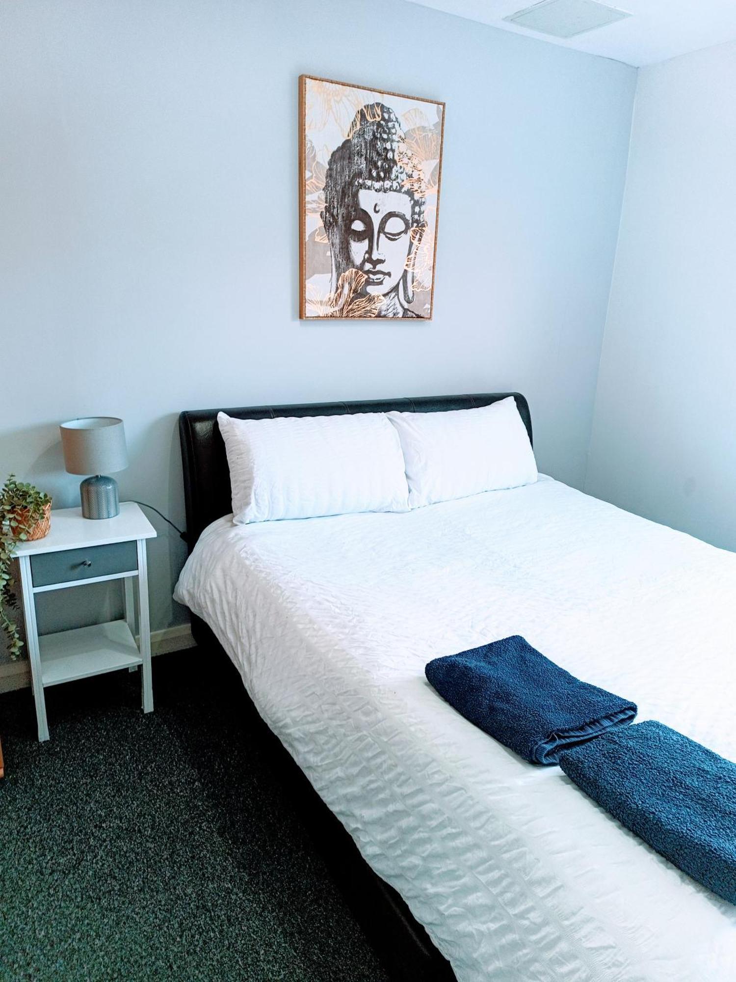 Cosy And Warm 2 Beds Apartment *